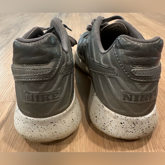 Men’s Nike Roshe Tiempo VI Dark Grey / Wolf Grey Sz 10 - Picture 6 of 9